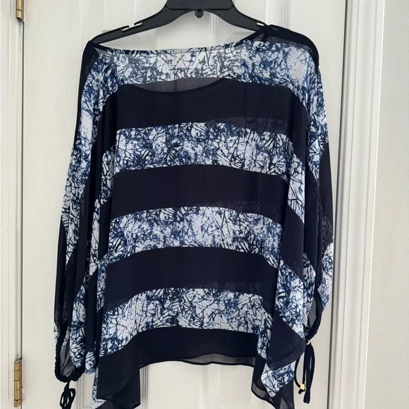 Michael Kors dolman sleeve Sheer blouse - Picture 3 of 3